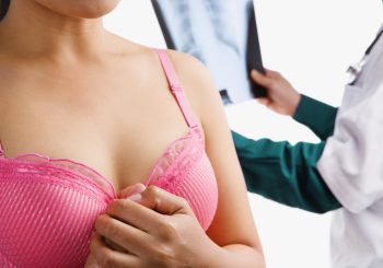 स्तन क्यान्सरको खतरा कसलाई बढी