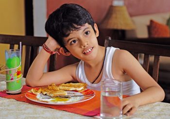 बालबालिकाको खाना कस्तो हुनुपर्छ ?