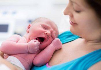 ४१ प्रतिशत बच्चा अझै घरमै जन्मन्छन्