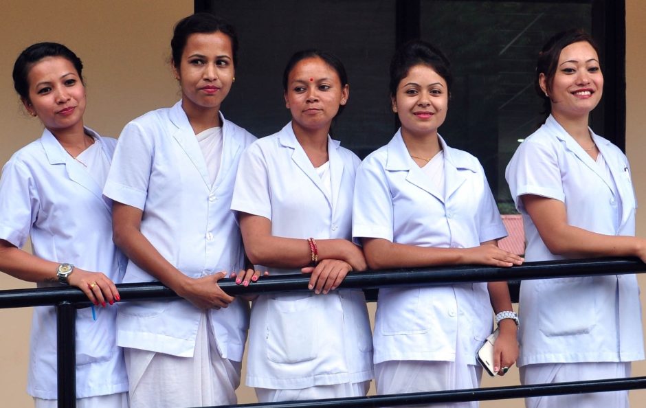 बेलायतले ५५०० नर्स मागेपछि नेपाली नर्स खुशी