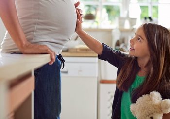 बच्चालाई यौन शिक्षा कुन बेला दिने र कसरी ? 
