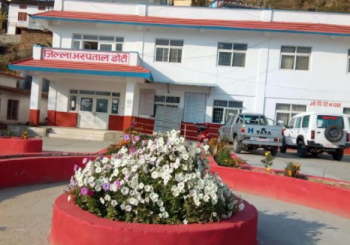 १३ दिनदेखि जिल्ला अस्पताल लगायत स्वास्थ्य संस्था ठप्प