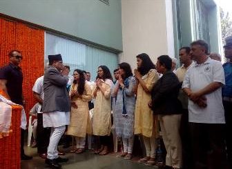 डा देवकोटाको निधन प्रति राष्ट्रपति, प्रधानमन्त्री सहित सर्वसाधरणले दिए अन्तिम श्रद्धाञ्जलि