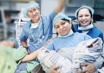 डा. नुतनको प्रयासले महिनावारी सुकेकी ५४ वर्षीया महिलाले जन्माइन जुम्ल्याहा 