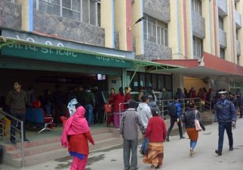 चिकित्सकको आन्दोलनका कारण बिरामीको बिचल्ली,समस्याप्रति सरकार उदासिन
