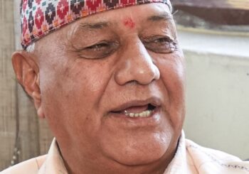 डा. चेतराज पन्त :  आँखा उपचारमा सिंगो जीवन