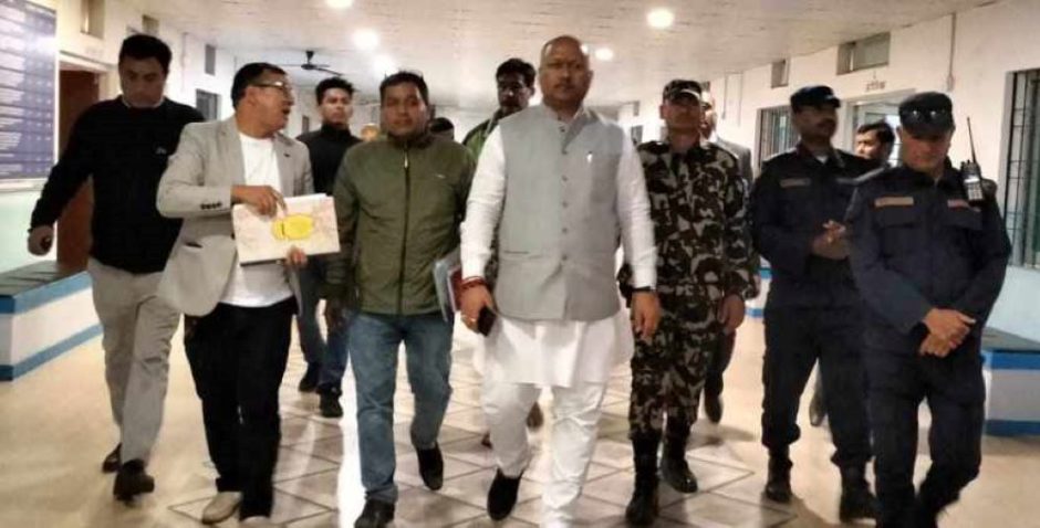मधेस प्रदेशका मुख्यमन्त्री सिंहद्वारा रौतहटका १० निजी अस्पताल बन्द गर्न निर्देशन