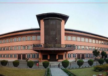 पीजीको म्याचिङविरुद्ध दायर रिटमा सर्बोच्चद्धारा  चिकित्सा शिक्षा आयोगका नाममा कारण देखाउ र अल्पकालीन अन्तरिम आदेश जारी