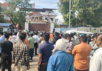 चिकित्सकले लापरवाही गरेको आरोप लगाउदै कपिलबस्तुमा प्रदर्शन