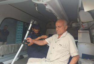 चर्को विरोधपछि डा.गोविन्द केसी अनसन छोडेर सेती प्रादेशिक अस्पताल भर्ना