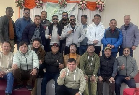 भोटेकोशी बाढीपीडितका लागि फ्यानक्यानको  रु.१ लाख ७५ हजार सहयोग